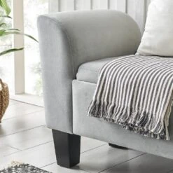 Simple Relax Bedroom Velvet Bench With Storage In Gray -HOMCOM Store GUEST a488d393 68ab 4b00 9e2c 811232dd0d45