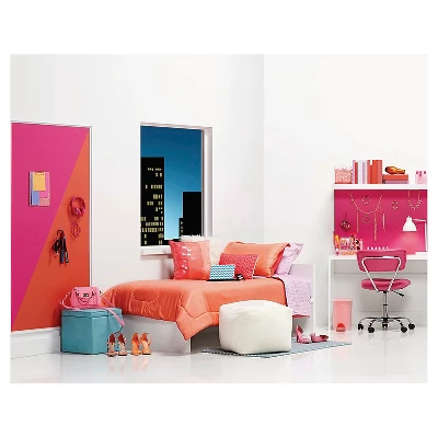 Vista Chrome And Vinyl Desk Chair Pink - OSP Home Furnishings 5 Vista Chrome And Vinyl Desk Chair Pink - OSP Home Furnishings - Image 3